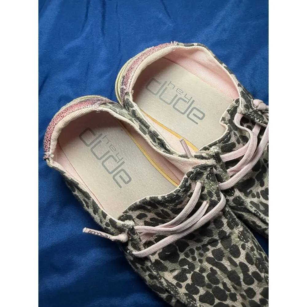 Hey Dude Wendy youth cheetah print slip on shoes girls youth 1 casual‎ outdoors
